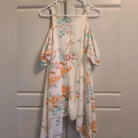 Beauty and the Beast cold shoulder dress - Picture 3 of 8